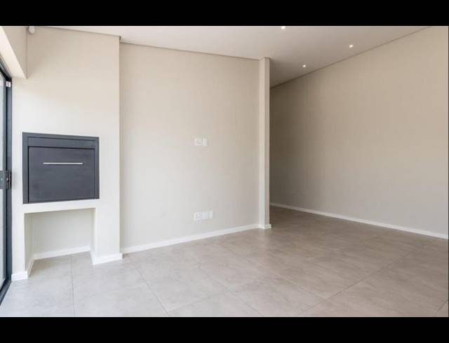 2 BEDROOM SIMPLEX FOR SALE IN HAASENDAL